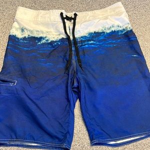 Hang Ten men’s board shorts size 34 waist